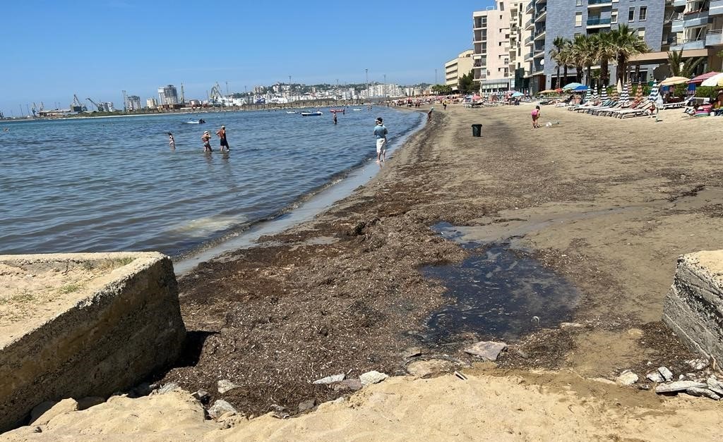 KLSH: Shqipëria, vendi me plazhet më të ndotura në Evropë